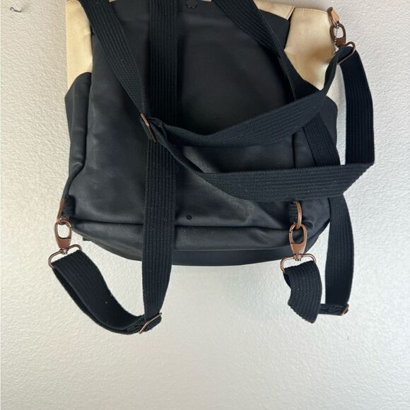 Petunia Pickle Bottom Pathway Backpack Diaper Bag Birch/Black - Picture 10 of 13